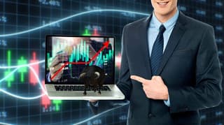 VOO vs. VTI: The Debate Over the Ultimate Long-Term ETF Strategy