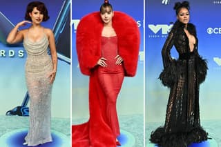Swift and Madonna Headline 2026 VMAs Red Carpet at Peacock Theater