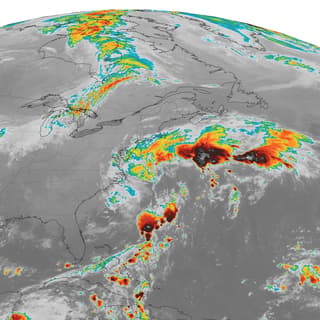 Nor'easter intensifies off North Carolina, threatening severe coastal flooding from New Jersey to Maine by Sunday