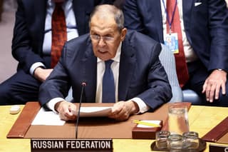 Lavrov Blames Europe for War Risk as Kremlin Threats Escalate