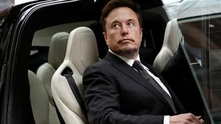 Tesla Postpones Roadster Hover Demo to October 15 Due to Texas Storms
