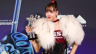 Madonna and Swift Dominate 2026 VMAs as Snoop Dogg Hosts in LA