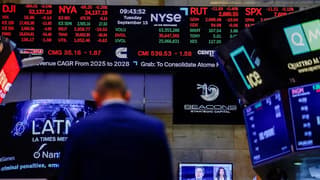 Record $942bn foreign inflows into US stocks signal shift away from debt