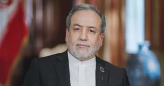 Iran’s FM Araghchi: Ready for War, Still Open to Diplomacy After Trump Rejects Hormuz Deal