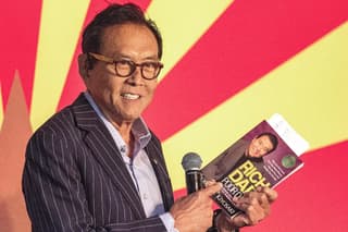 Kiyosaki's $1.2B Debt Spurs Debate Over Real-Estate Wealth Playbook