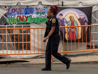US Plans Broad Visa Revocation Targeting Up to 200,000 Asylum Seekers