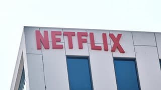 Netflix approves a massive $25B stock buyback to boost investor returns