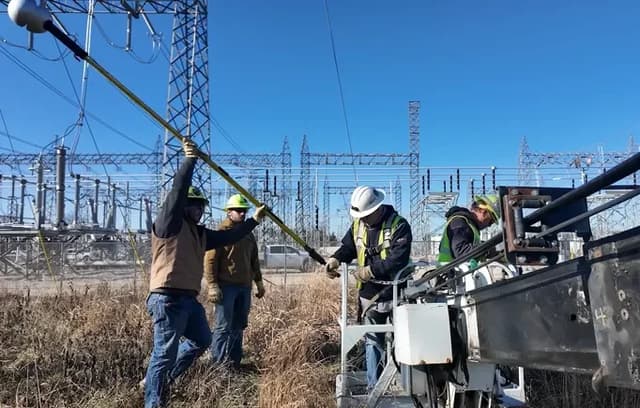 DOE Awards $1.9B to 31 Projects for Rapid Grid Upgrades
