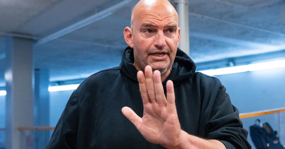 Fetterman Defends Democratic Loyalty Amid Senate Control Uncertainty