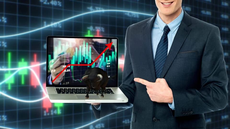 VOO vs. VTI: The Debate Over the Ultimate Long-Term ETF Strategy
