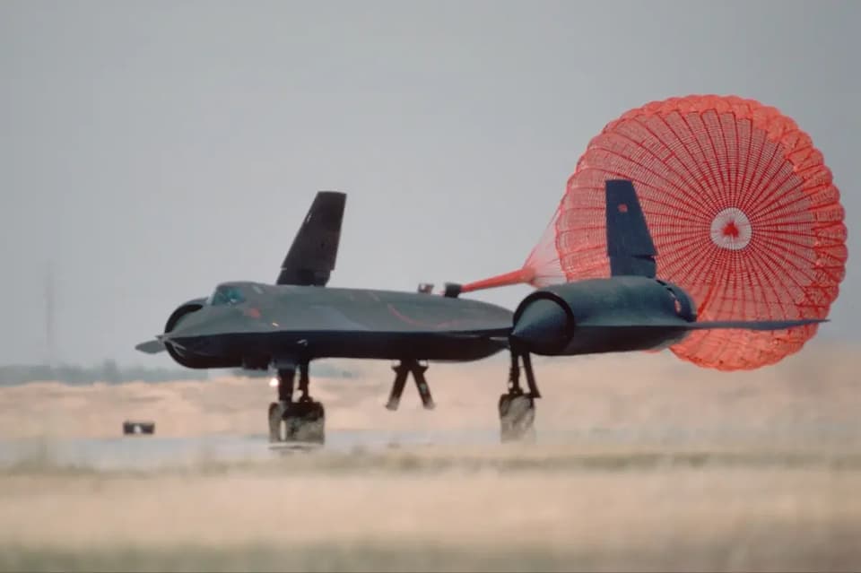 SR-71 Blackbird Vanishes from Edwards Base Amid NASA X-Plane Revival