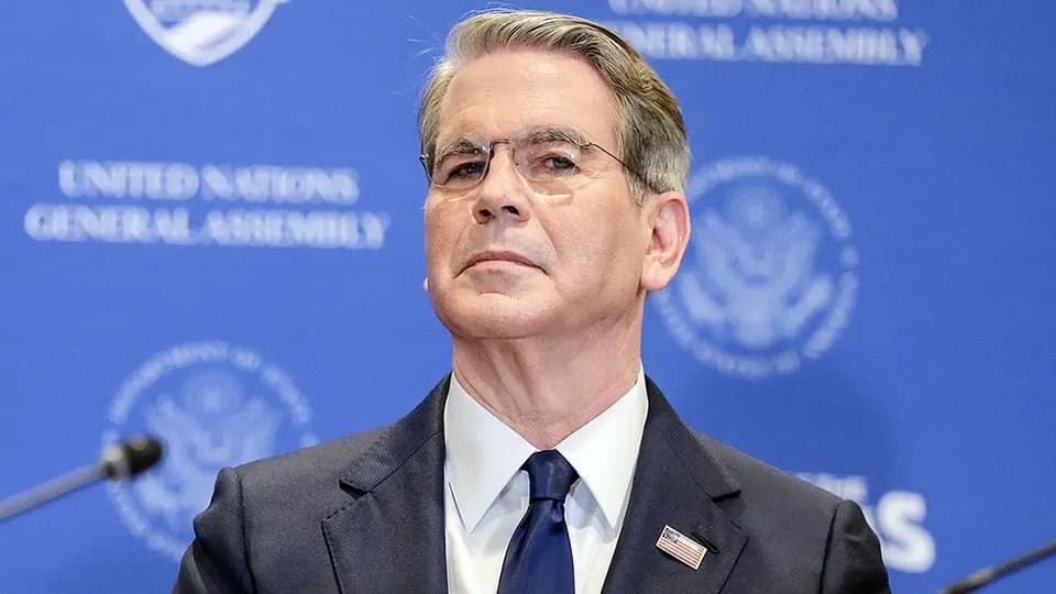 Treasury Secretary Bessent Predicts Iran’s Oil Revenue Will Collapse Within Two Weeks