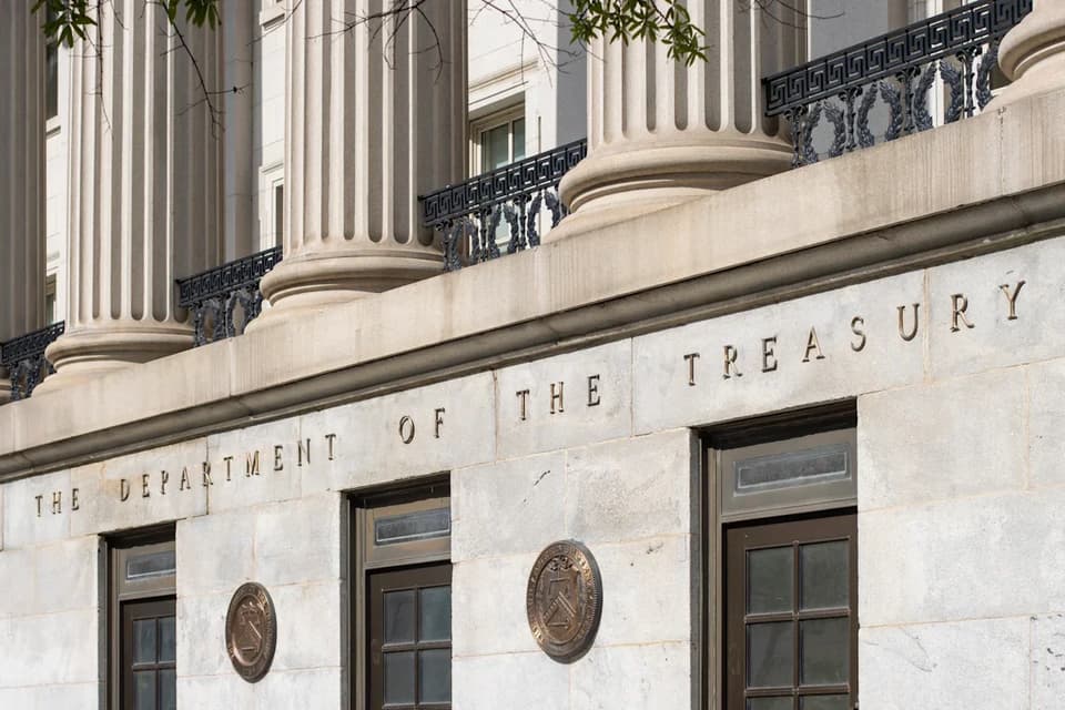 Americans rush to claim Social Security early amid funding fears