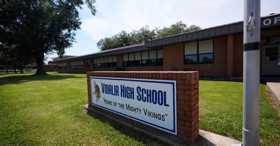 DOJ Terminates 57 School Desegregation Cases, Sparking Civil Rights Backlash