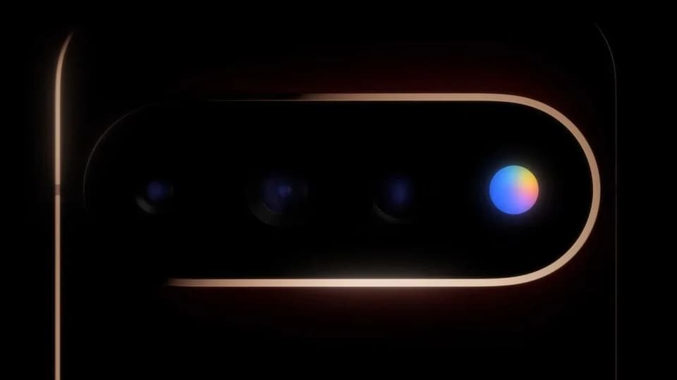 Pixel 11 Teases a Hidden Back-Light for Notifications