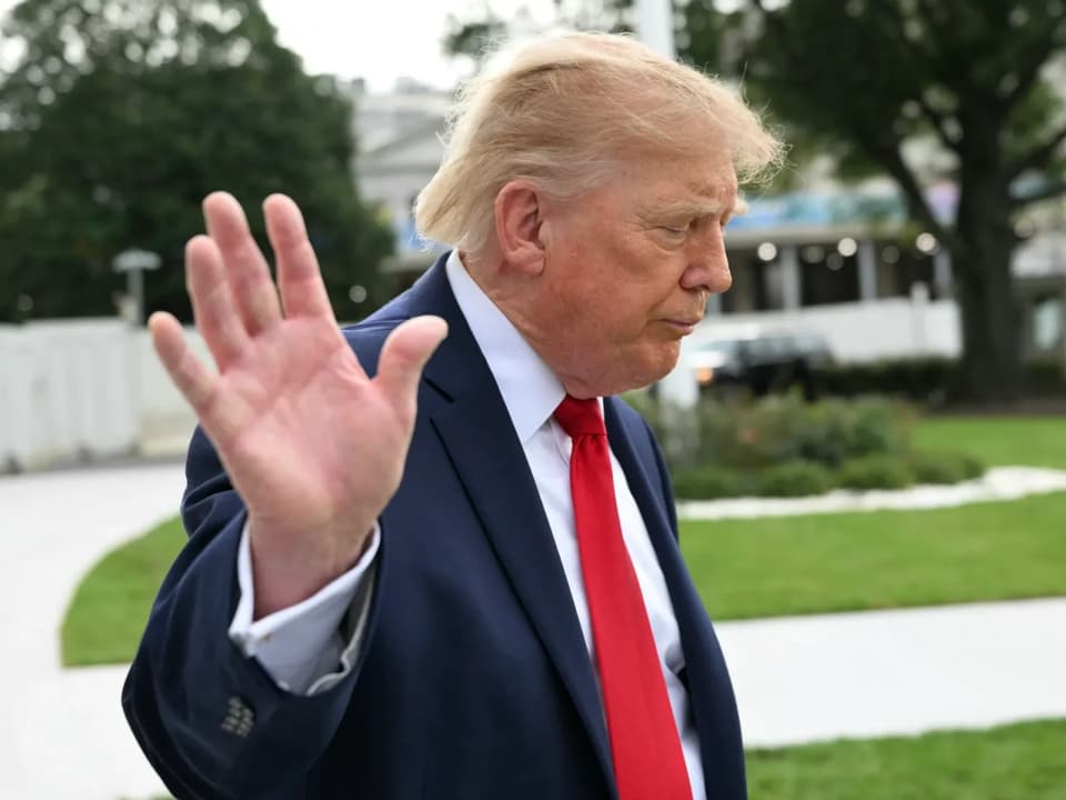 Trump Rejects Iran's Seven-Day Ceasefire Plan, Betting on Economic Pressure Amid Rising Global Risks