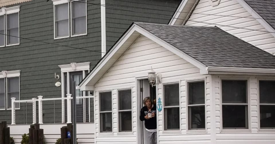 El Niño Drives Simultaneous Storms in Pacific and Northeast