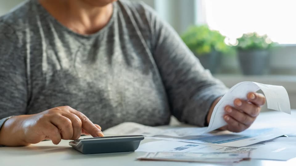 Fears of 2032 cuts drive 45% of Americans to claim Social Security early