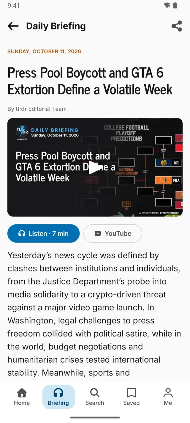 The Daily Briefing in the tl;dr app on Android, with a Listen button for the narrated edition