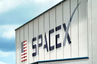 SpaceX's IPO glow fades as SPCX slides, reminding buyers to wait for pullbacks
