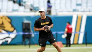 Rodgers in Pittsburgh, but no Steelers meeting over the weekend