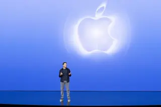 AI Era Turns Phones into Data Engines, Threatening Apple’s Edge