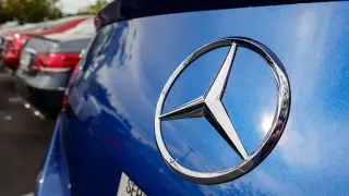 Senate auto bill could sideline Mercedes-Benz over Chinese stake