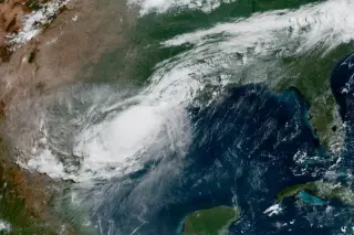 Bertha fades to trough as Texas braces for rain and floods