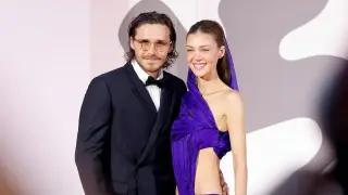 Nicola Peltz and Brooklyn Beckham Shine at Venice Kinéo Awards with Rising Star Honor