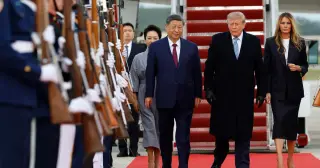 Trump and Xi Meet in Washington Amid Tariff Truce and AI Chip Tensions