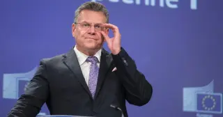 EU seeks US-style push in China talks to curb trade deficit