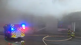 Ammonia leak from Pacific Seafood fire triggers Level 3 evacuation in Newport