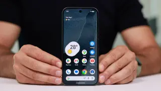 Pixel 11 Pro HiLight to Expand Color Options and Message Alerts