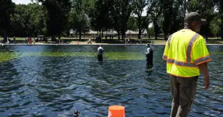 Trump Blames Vandals for Reflecting Pool Troubles as Renovation Stalls