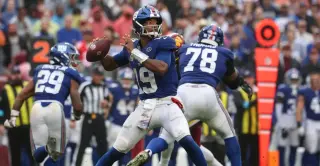 Giants Offense Struggles with Run-First Identity Under Winston