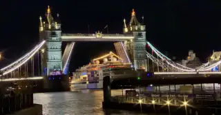 iPhone 18 Pro Night Video and Camera Performance Tested Against Rivals