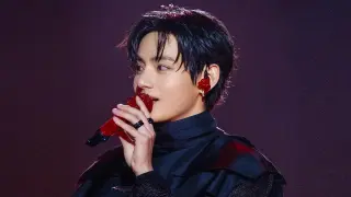 BTS's V details ongoing treatment for right-ear hearing loss amid world tour
