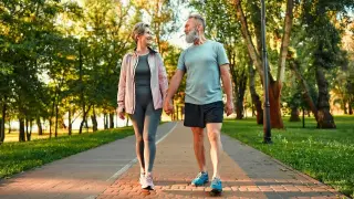 Longevity Doctor Argues Basic Habits, Not Biohacks, Extend Healthspan