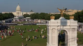 Judge Orders 48-Hour Notice Before Trump Memorial Circle Arch Construction