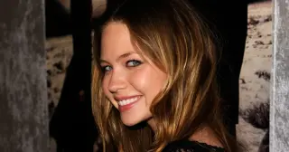 Lilo & Stitch’s Lilo Star Daveigh Chase Dies at 35, AIDS Cited as Cause