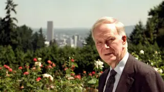 Oregon’s Polarizing Senator Packwood Dies at 93