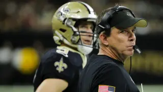 Payton says he was unaware of Drew Brees talks tied to Broncos rumors
