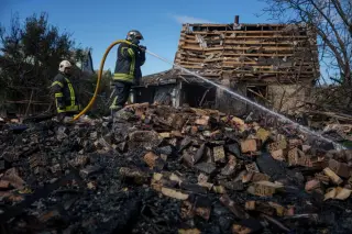 Russian Daytime Barrage Kills Seven in Kyiv, Targeting Science Academy and Power Grid