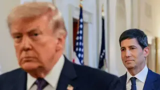 Warsh Defies Trump, Tests the Fed's Independence