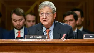 Kennedy Proposes Ban on Naming Buildings After Living Officials Amid Trump Ad Controversy