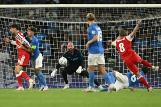 Arsenal prove patience pays off in Napoli win