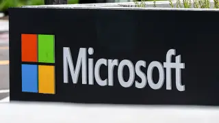 CaptiveCrunch Hijacks Hotel Wi‑Fi with Fake Updates, Microsoft Warns