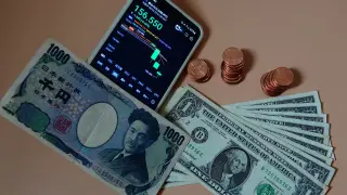Japan's FX reserves plunge to record low after aggressive yen defense