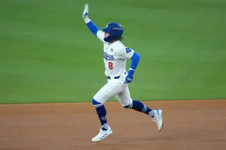 Dodgers Bring Back Kiké Hernández as Espinal Hits DFA