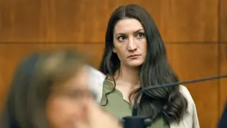 Lindsay Clancy case stalls after hung jury and defense pivot to deny the killings